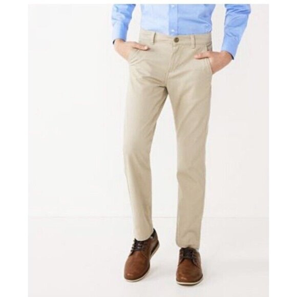 IZOD Boys Bi-Stretch Flat Front Stretch Dress Pant Medium Khaki Size 16 ITFFC00F - Picture 1 of 9